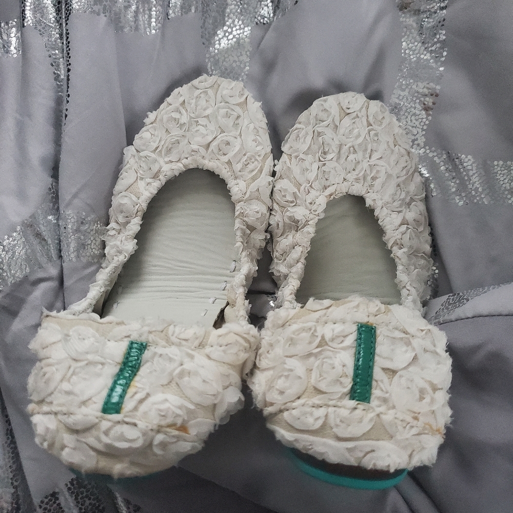 Tieks White Rose Garden Ballet Flat Shoes 9 - Picture 3 of 16